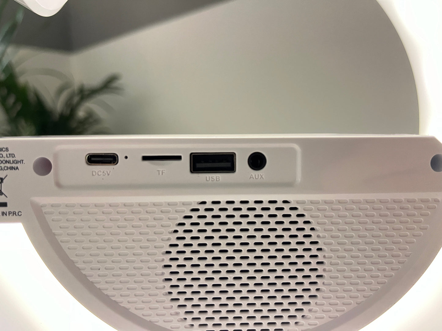 Sveglia ricarica Wireless RGB con Cassa Musica